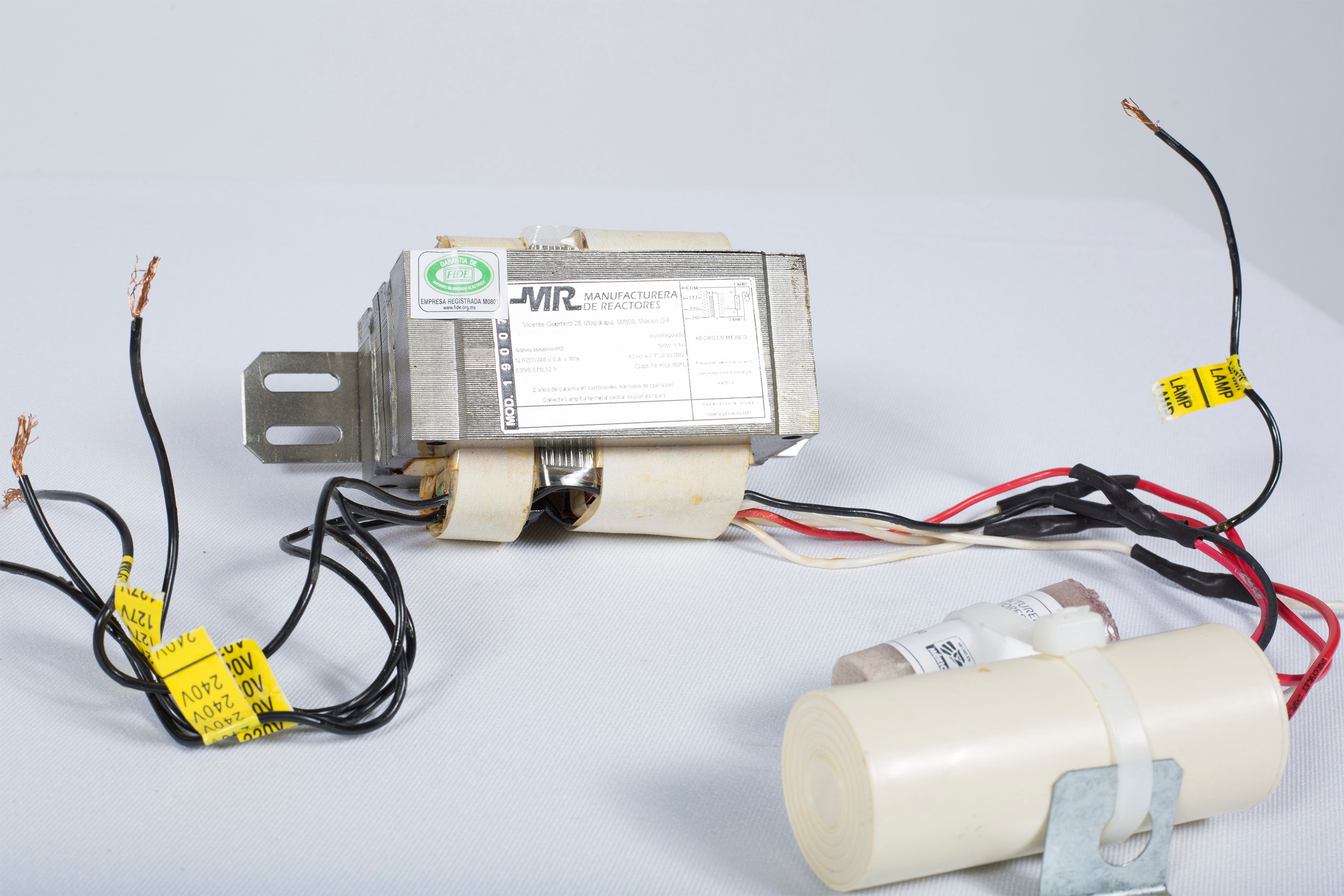Balastro Aditivo Metálico HQI 100w 127/220/254/277 S